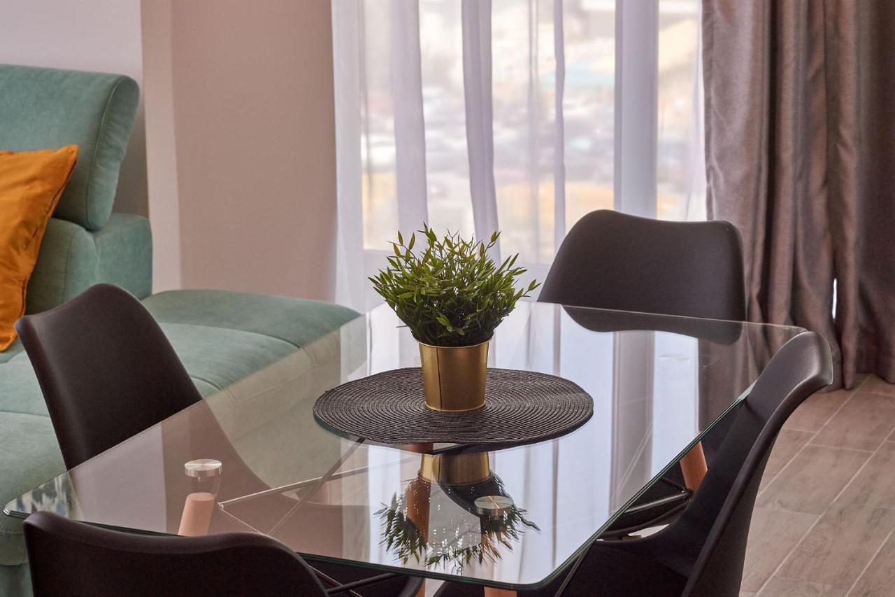 Black Sea Estate Apartment Spa N Pool Beach Resort Năvodari 외부 사진